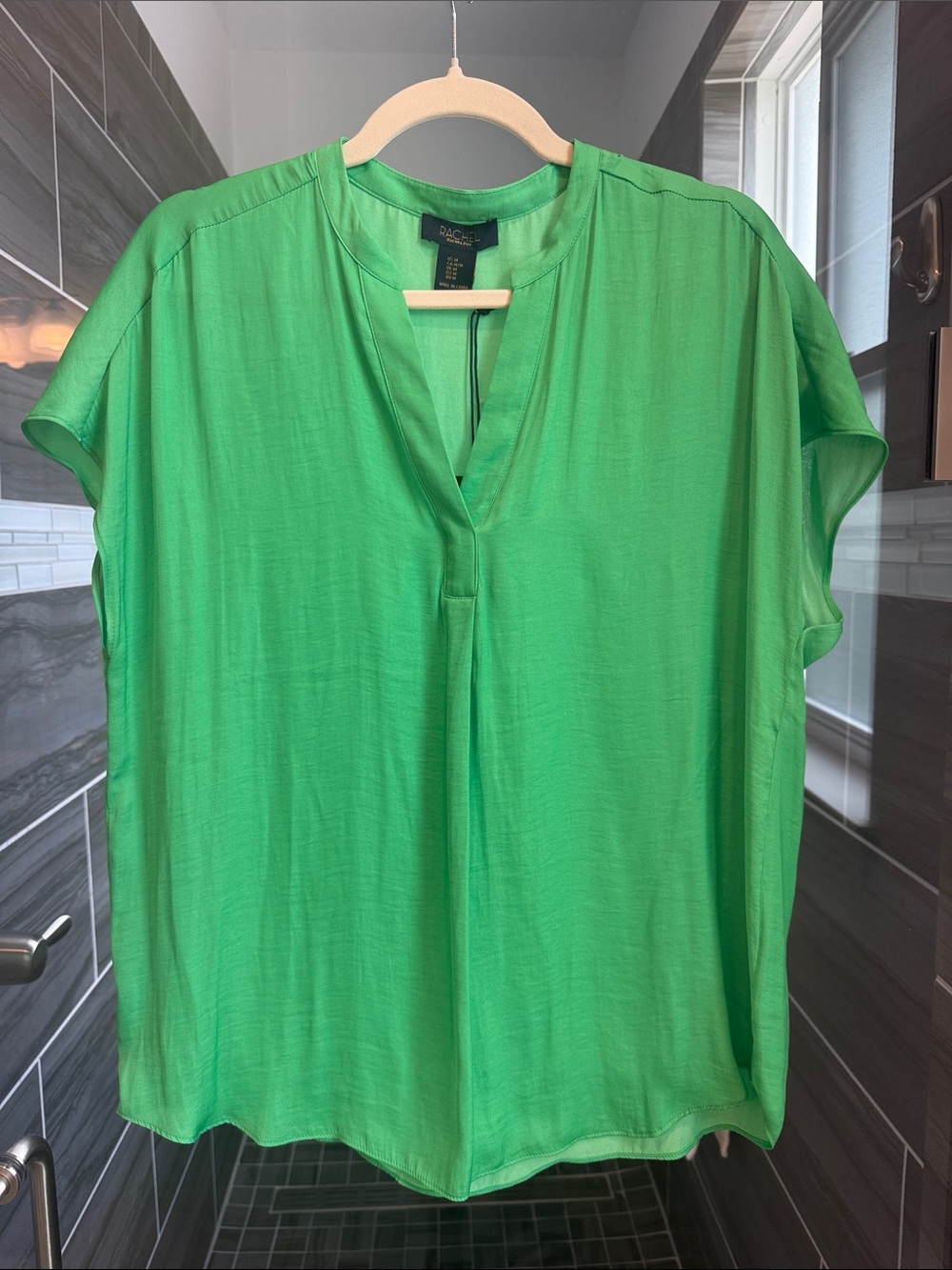RACHEL Rachel Roy Bright Bright Green Split-Neck Short Sleeve Blouse